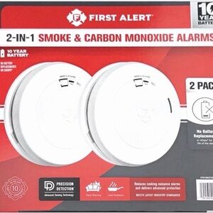 First Alert 2-in-1 White Smoke & Carbon Monoxide Alarms